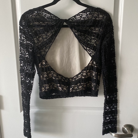 Alice & Olivia - Picture 2 of 3